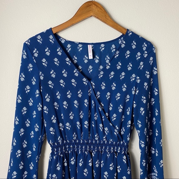 Y2K Romper Womens XS Flowy Floral Long Sleeve Bell Drapey Indie Flowey‎ Milky - Picture 2 of 10